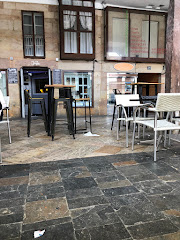 Bar Treinta y siete