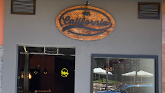 California Street Food Luanco