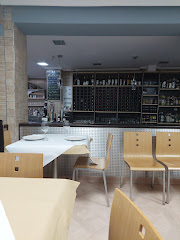 Los 14 Cafetería
