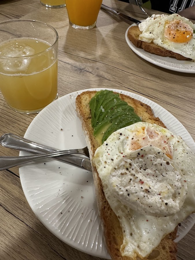 ALMA BRUNCH