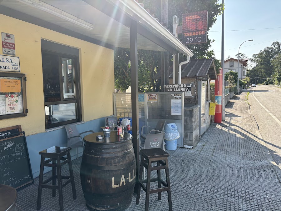 Bar Restaurante- Estanco-Punto Oficial De La Once