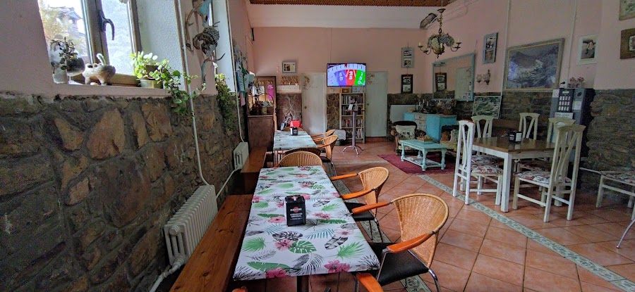 Bar Salón