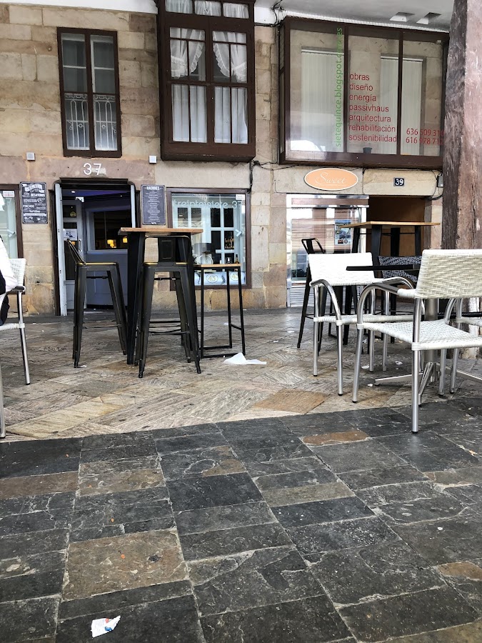 Bar Treinta y siete