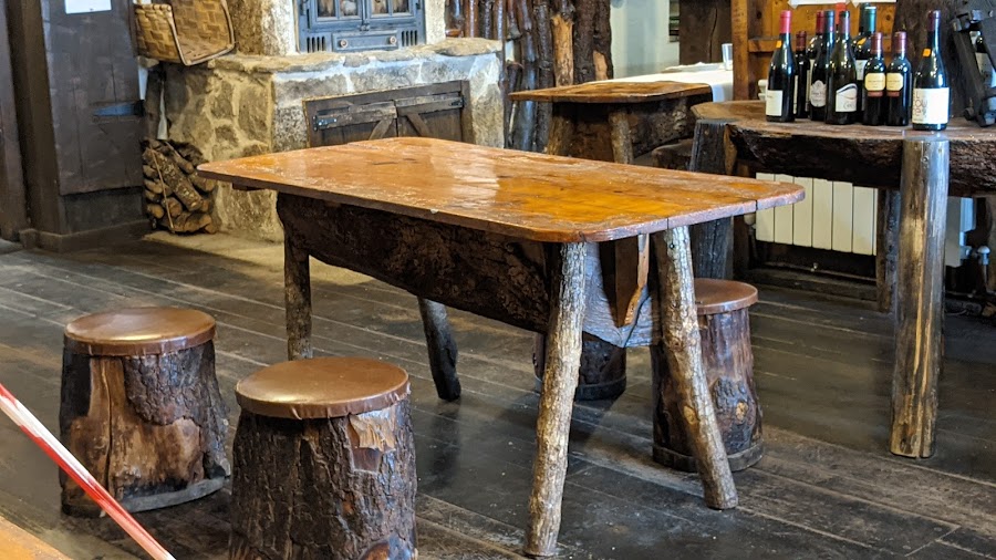 Cafe- Bar 