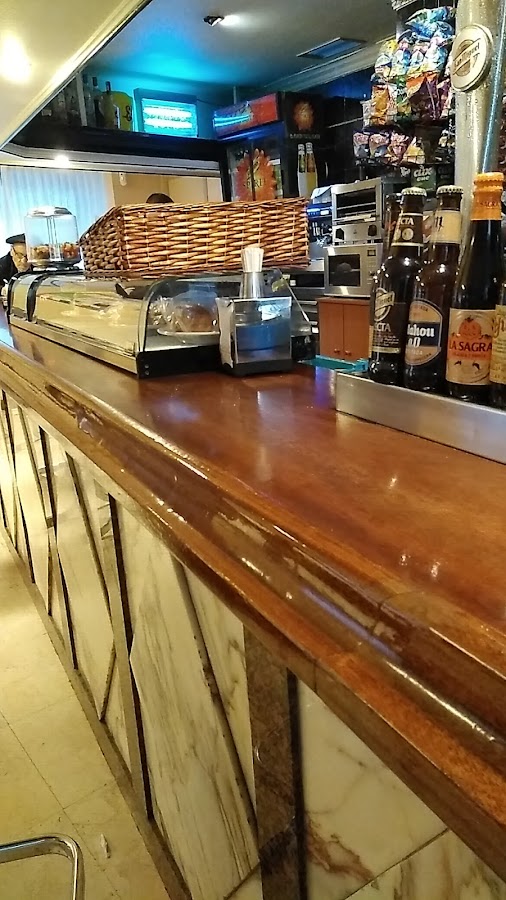 CAFE BAR PUERTAS