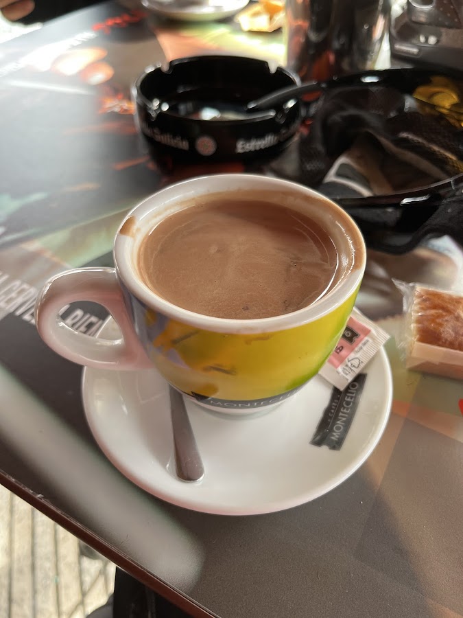 Cafe bar