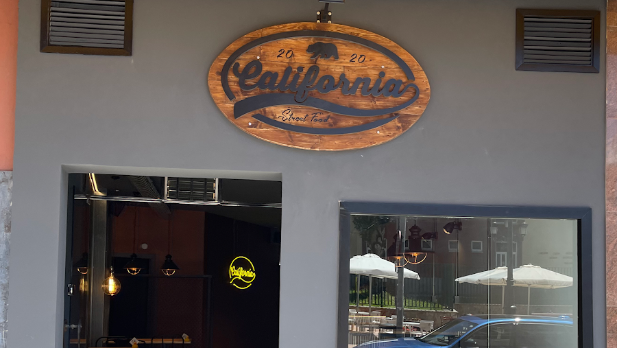 California Street Food Luanco