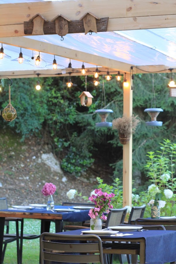Casa de comidas El Bosque