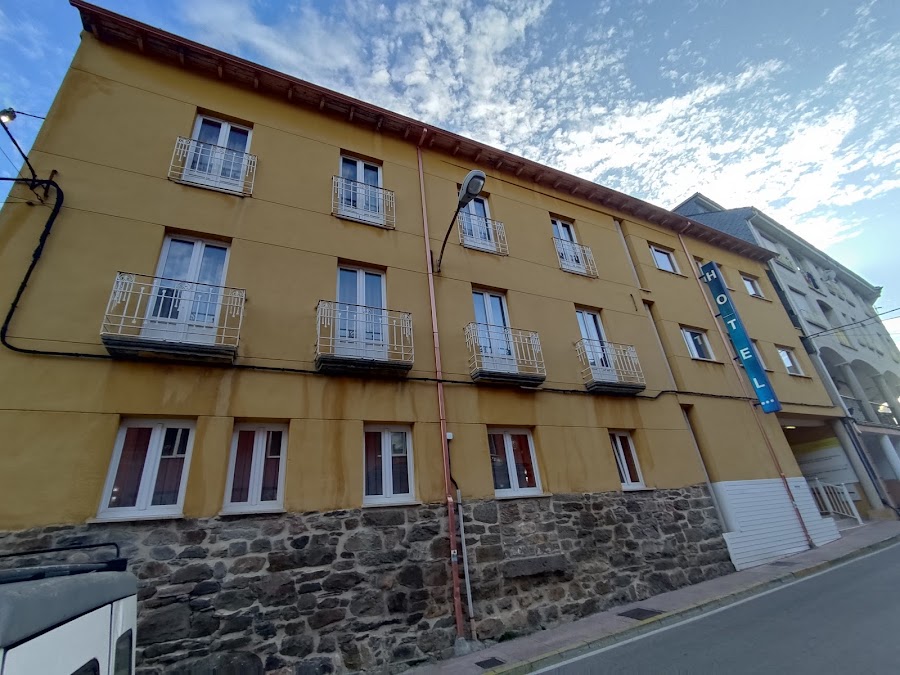 Hotel Orquidea Real - Hotel en Villablino