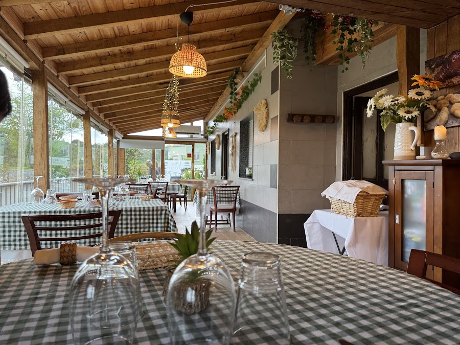 La Raiz 15 Casa de Comidas