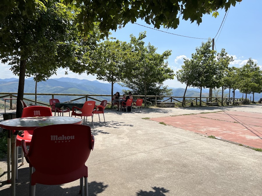 Restaurante Del Río El Acebo
