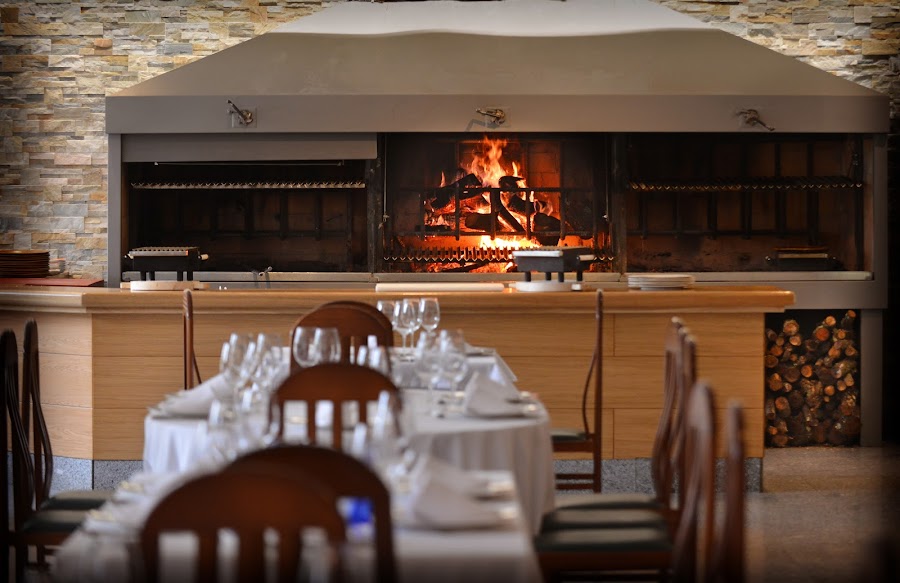 Restaurante La Parrilla