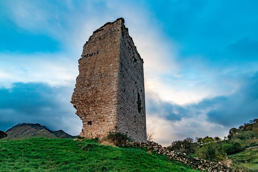 Torreón de Peñerues